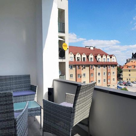 Centrum Apartament Stylowy Швидница Екстериор снимка